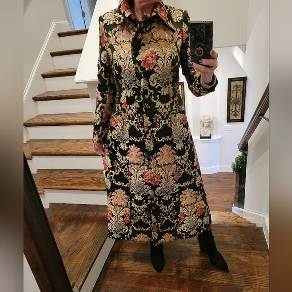 Simon Chang Jackets & Blazers - Floral Metallic Embroidered Luxury Coat